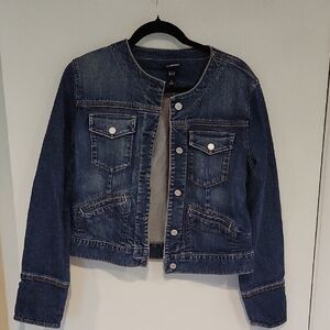 GAP Blue Jean Jacket Modern Cropped Trucker